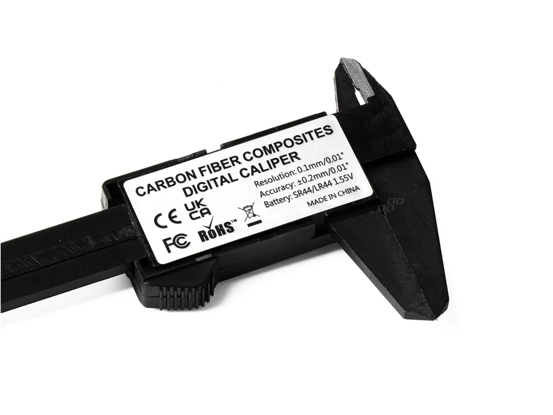 suwmiarka-elektroniczna-amio-150-mm