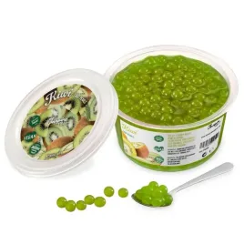 bubble-tea-pekajace-kulki-owocowe-kawior-molekularny-popping-boba-or-kiwi