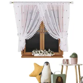 firana-sable-z-pomponikami-300x150-cm-elegancka-firanka-tasma-ciepla-biala