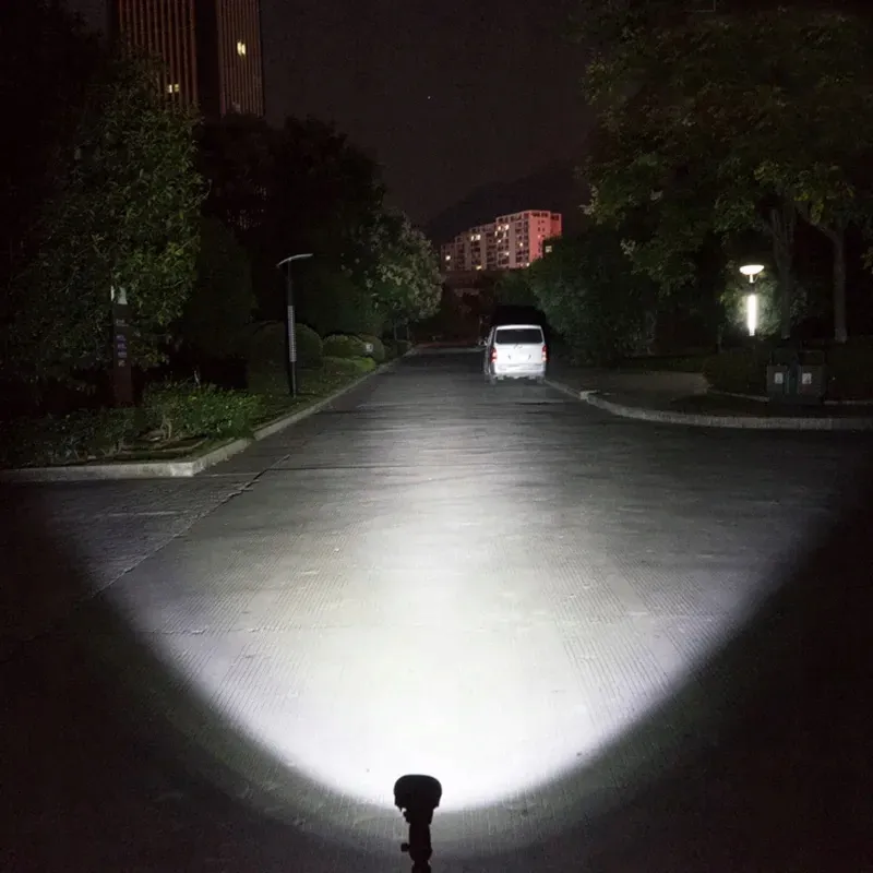 halogeny-motocyklowe-lampy-reflektory-lightbar-led