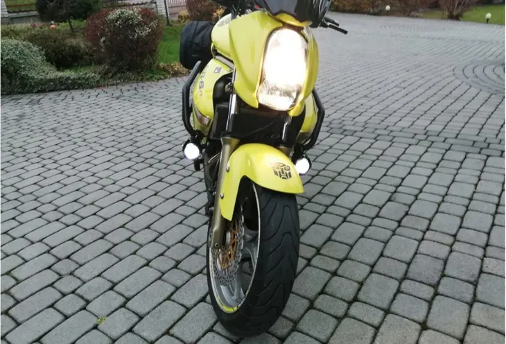 halogeny-motocyklowe-lampy-reflektory-lightbar-led-dopasowanie-do-pojazdu-produkt-uniwersalny