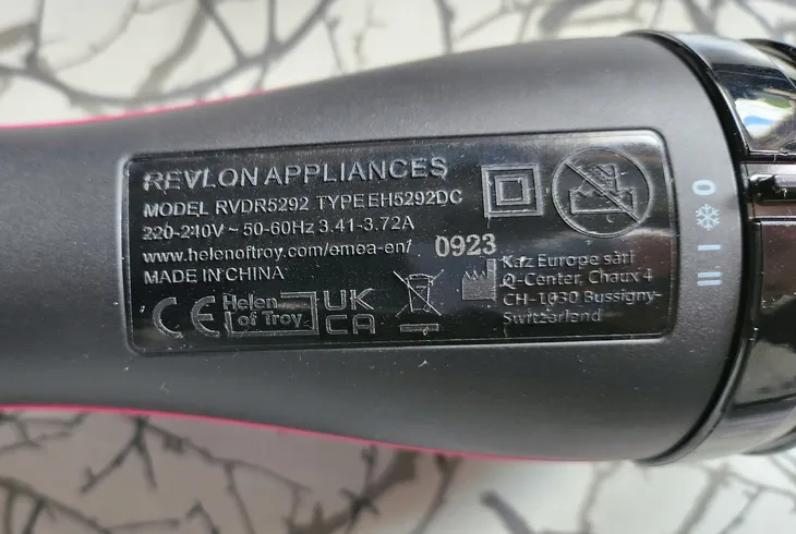 lokowko-suszarka-revlon-one-step-style-booster-regulacja-temperatury-tak