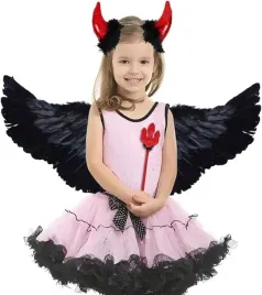 slodki-kostium-diablica-aniolek-z-rogami-czarne-skrzydla-widly-halloween