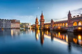 fototapeta-do-sypialni-most-rzeka-berlin-400x280