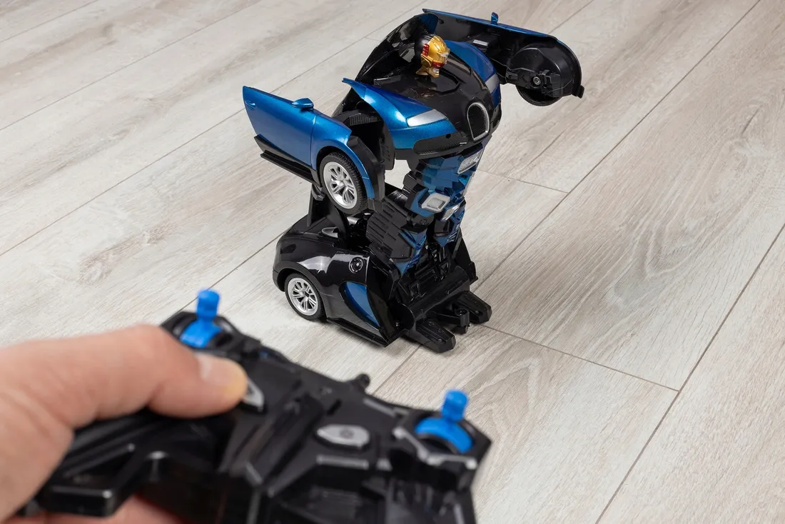auto-robot-2w1-samochod-zdalnie-sterowany-pilot