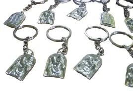 brelok-metalowy-kapliczka-sw-krzysztof-10-szt