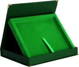eleganckie-etui-poziome-do-dyplomu-25x20-cm-3kolory