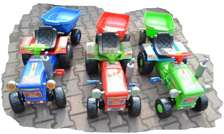 solidny-traktor-traktorek-na-pedaly-samochod-kask-kod-producenta-3010