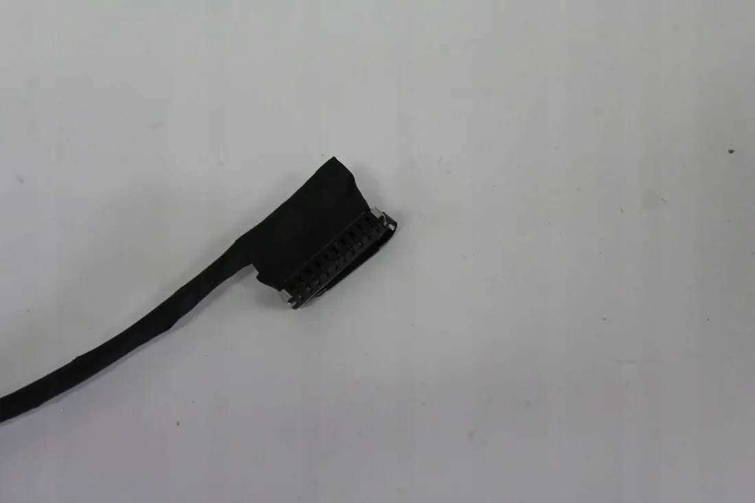 kabel-tasma-baterii-dell-latitude-5580