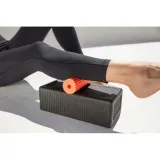 blackroll-mini-flow-roller-walek-do-masazu-orange-dlugosc-15-cm