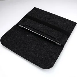 filcowe-etui-pokrowiec-laptop-macbook-pro-15-ochronne-etui-apple