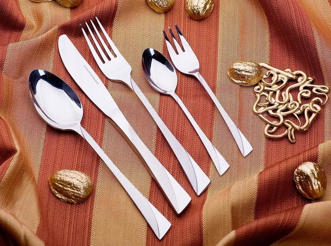 sztucce-30-elementow-satyna-kh-1454-kinghoff-lumar