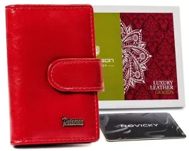 pojemne-skorzane-etui-na-klucze