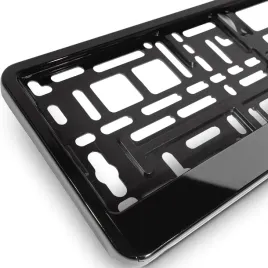 ramka-ramki-pod-tablice-rejestarcyjne-do-tablicy-czarny-polysk-metalizowane