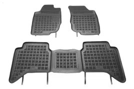 dywaniki-gumowe-toyota-hilux-4-drzwi-2005-2015