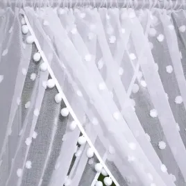 firana-sable-z-pomponikami-300x150-cm-elegancka-firanka-tasma-ciepla-biala