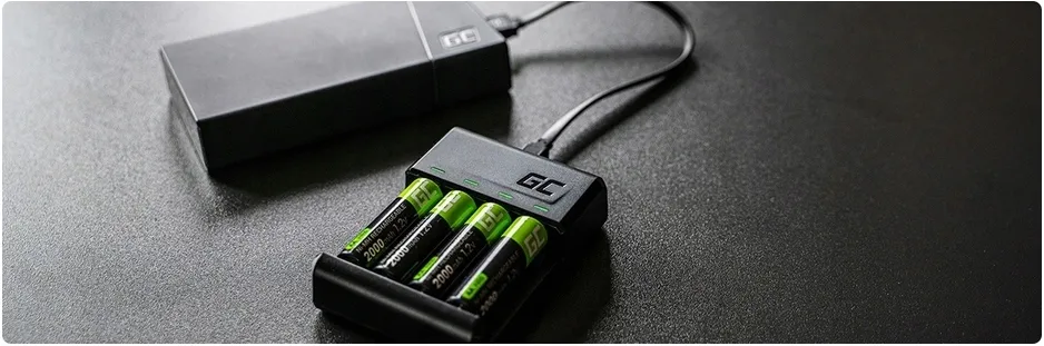 ladowarka-akumulatorow-aa-aaa-4x-panasonic-eneloop-aa-2000mah