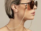 lancuszek-do-okularow-classy-c-white-kolor-dominujacy-zloty