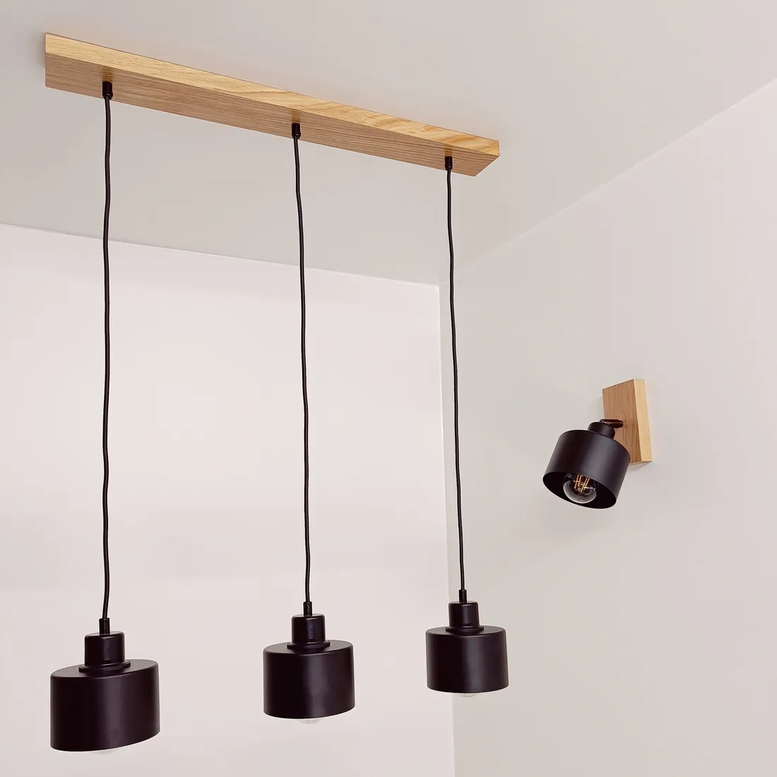 kinkiet-scienny-lampa-scienna-diana-loft-drewniana-dab-1x-klosz-stylowa-stan-nowy