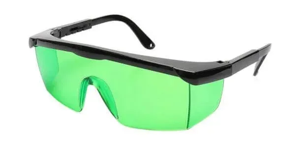 multilaser-3d-zielony-dedra-mc0904-cechy-dodatkowe-laser-360-okulary-w-zestawie-pokrowiec-w-zestawie-samopoziomowanie-tarczka-celownicza-w-zestawie-uchwyt-w-zestawie