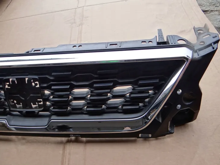 atrapa-grill-seat-ibiza-6f0-2017-stan-nowy