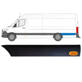 listwa-za-kolem-tylnym-z-lampka-mercedes-sprinter-2018-