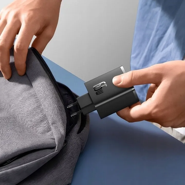 ladowarka-baseus-cube-pro-fast-gan5-2c-u-65w-usb-c-stan-nowy