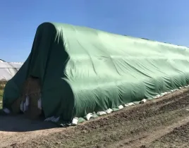 fliz-do-slomy-mata-ochronna-na-stogi-siano-sloma-rolki-98m-x-125m