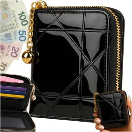 pikowany-damski-elegancki-portfel-skorzany-portmonetka-czarny-lakierowany