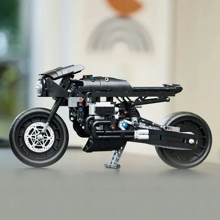 lego-technic-batman-batmotor-42155