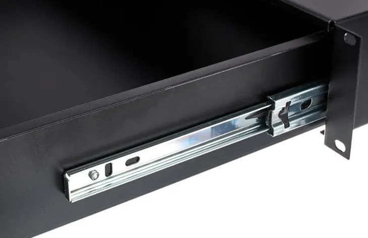 solidna-szuflada-rack-case-19-z-wysuwem-2-3-thon-rack-drawer-2u-stan-nowy-waga-z-opakowaniem-8-1-kg