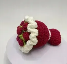 bukiet-roz-szydelkowany-kwiaty-romantyczna-dekoracja-handmade-walentynki