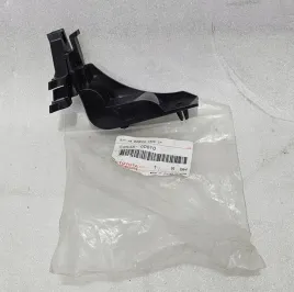 nowy-org-slizg-mocowanie-zderzaka-lewy-przod-toyota-yaris-i-52536-0d010