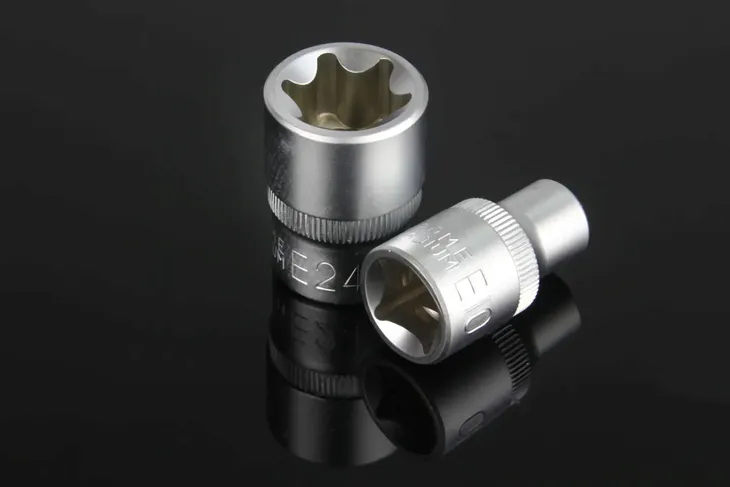 klucze-nasadowe-torx-9el-e10-e24-nasadki-1-2-torks-stan-nowy-marka-inna