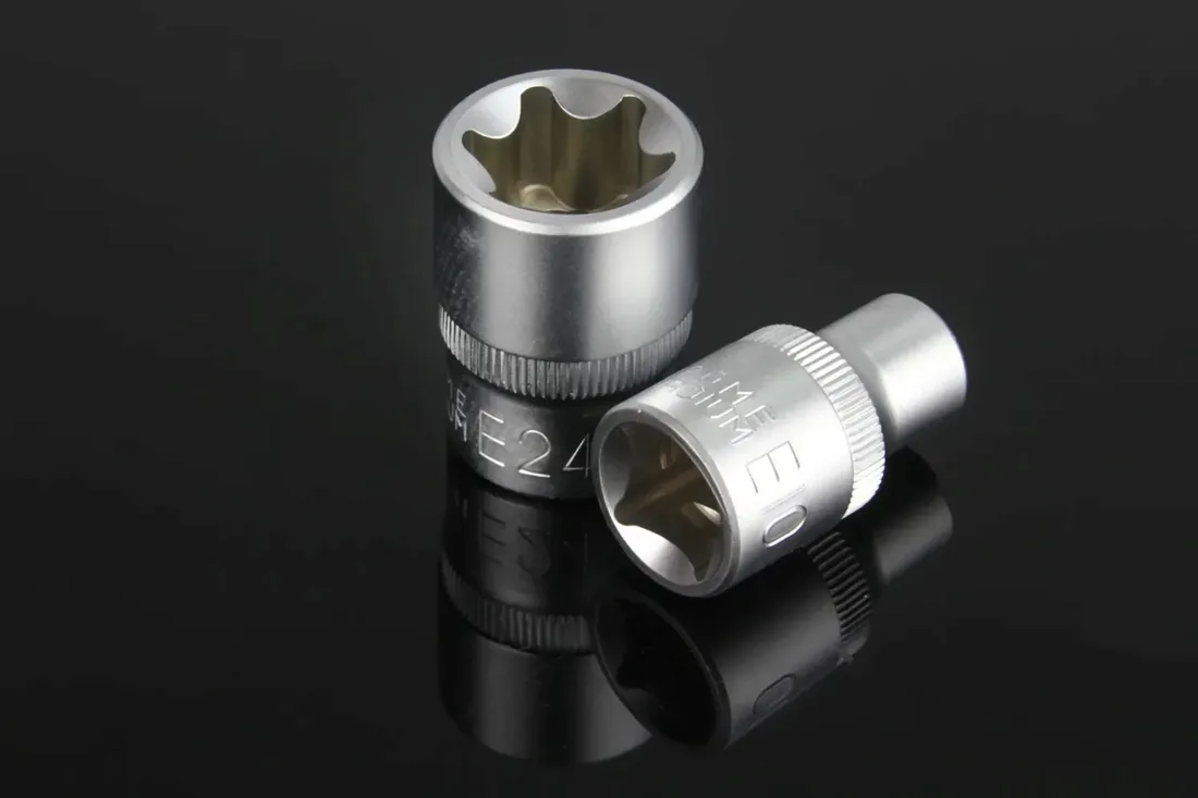 klucze-nasadowe-torx-9el-e10-e24-nasadki-1-2-torks