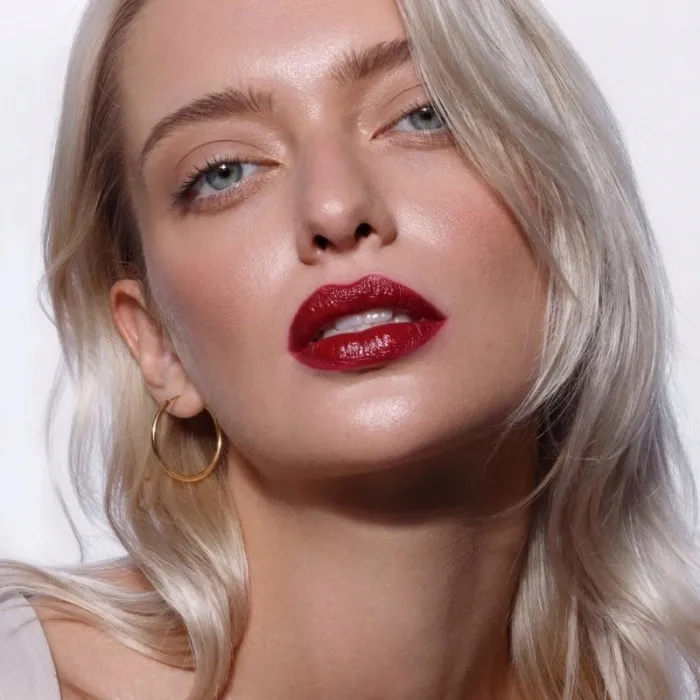 annabelle-minerals-kredka-do-ust-maroon