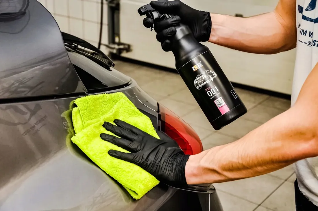 adbl-qd1-1l-quick-detailer-podbija-polysk-lakieru-oraz-chroni-auto-po-myciu