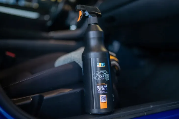 adbl-interior-cleaner-500ml-plyn-do-czyszczenia-kokpitu-plastikow-i-deski-pojemnosc-opakowania-500-ml-kod-taryfy-celnej-34053000