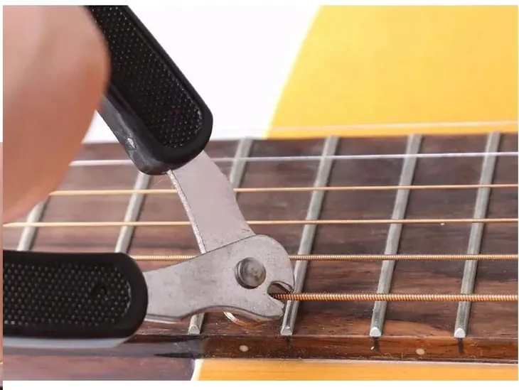 narzedzie-wymiana-strun-3w1-gitara-korbka-stan-nowy