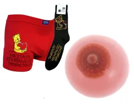 prezent-na-walentynki-bokserki-skarpety-cycek