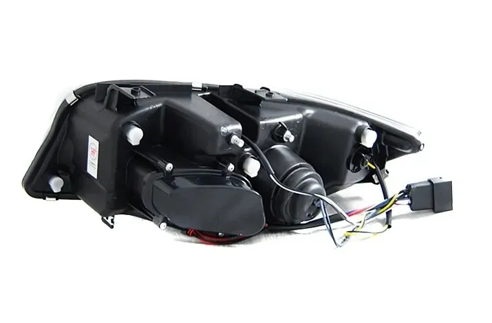 lampy-reflektory-do-bmw-e90-e91-od-2005-do-2008-r-ringi-soczewki-h1-gratis-producent-czesci-sonar