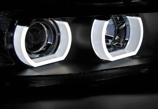 lampy-reflektory-do-bmw-e90-e91-od-2005-do-2008-roku-led-3d-xenon-nowe-wersja-europejska