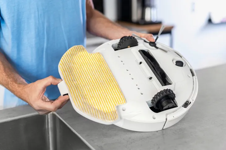 robot-sprzatajacy-karcher-rcv-3-bialy-napiecie-akumulatora-14-4-v