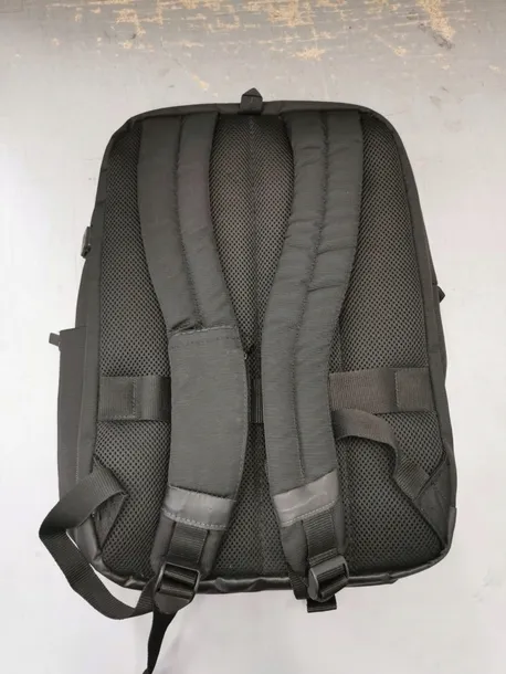 plecak-na-laptopa-samsonite-czarny-15-6-kolor-czarny