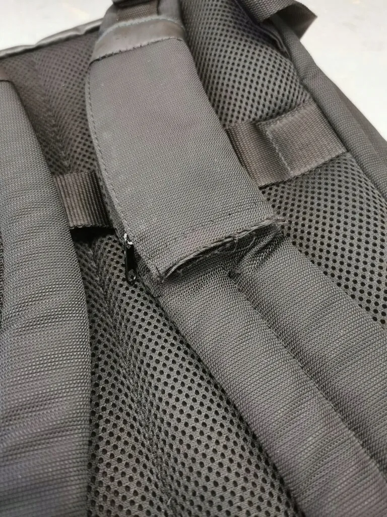 plecak-na-laptopa-samsonite-czarny-15-6