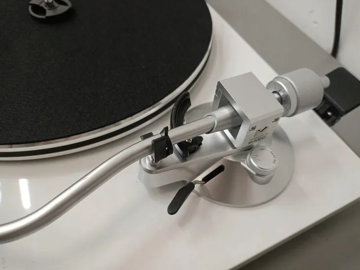 gramofon-teac-tn-3b-se-bialy-marka-teac