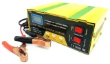 prostownik-samochodowy-do-akumulatorow-12v-24v-14a-natezenie-maksymalne-10-a