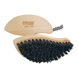 gyeon-q2m-leather-brush-szczotka-do-skory