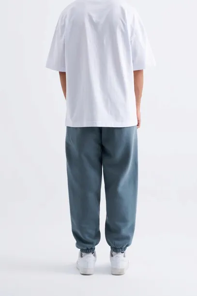 meskie-spodnie-dresowe-jogger-relaxed-basic-niebieski-dym-m-marka-bez-marki