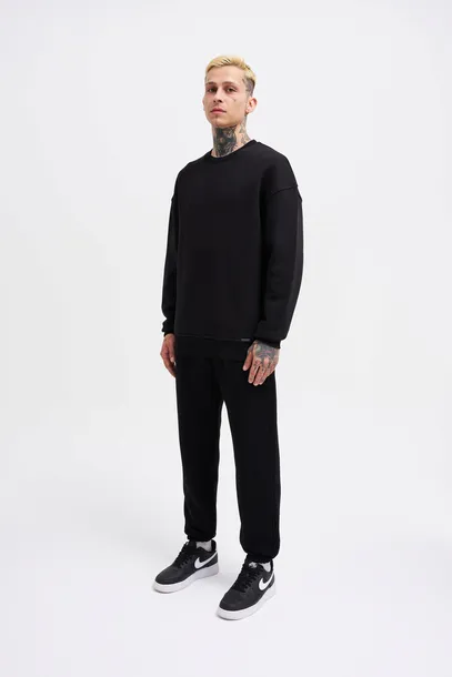 meska-bluza-oversize-basic-z-okraglym-dekoltem-czarny-s-rozmiar-s
